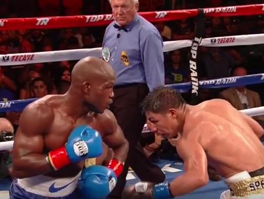 Bradley vs Vargas - Timothy Bradley and Jessie Vargas engage