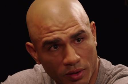 Cotto vs Canelo - Miguel Cotto faces off with Canelo Alvarez